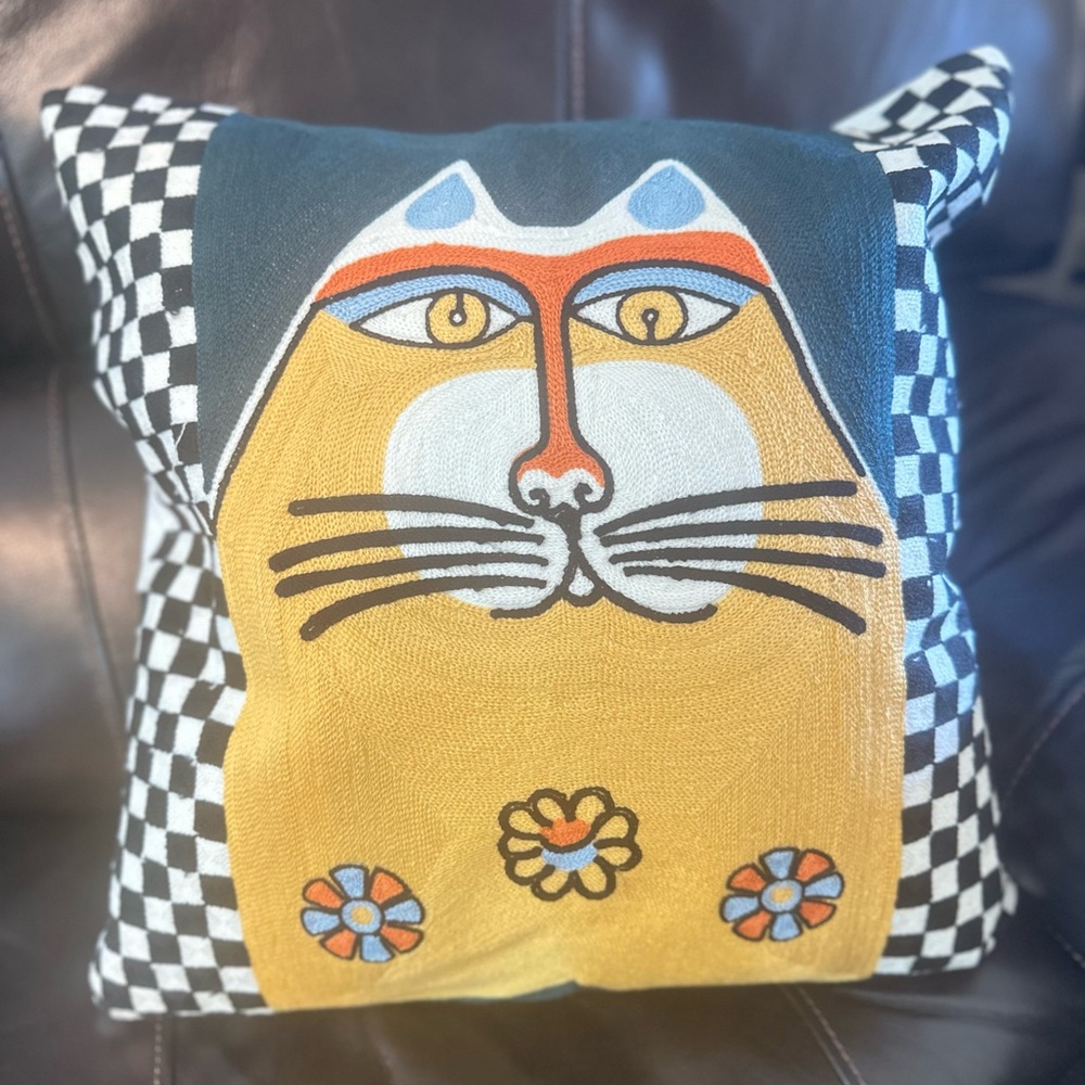 Colorful Cat Embroidered Decorative Throw Pillow (cover only)